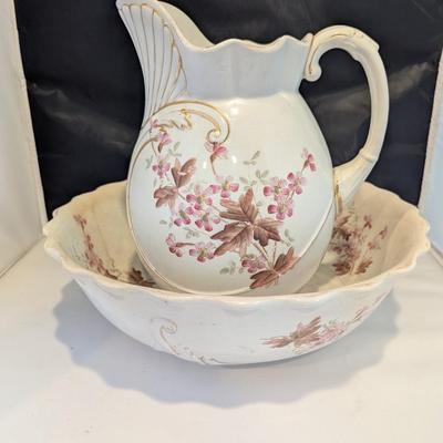 Vintage Ironstone Floral Pitcher & Basin (DR)