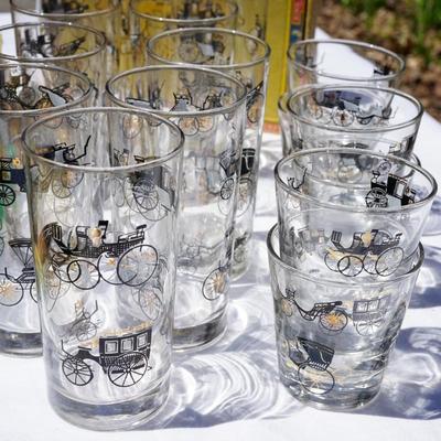 GROUPING OF 1960's VINTAGE BAR ITEMS/ VINTAGE GLASSES LIBBY HORSELESS, THREE CLEAR LIQUOR ,, CIGAR BOXES, SMALL BAR LIGHT W/