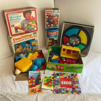 G1064 Large Lot of Vintage Games and toys , Playskool, Lego’s and more