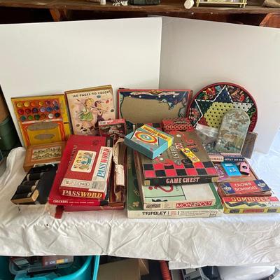 G1066 Various Vintage Boardgames