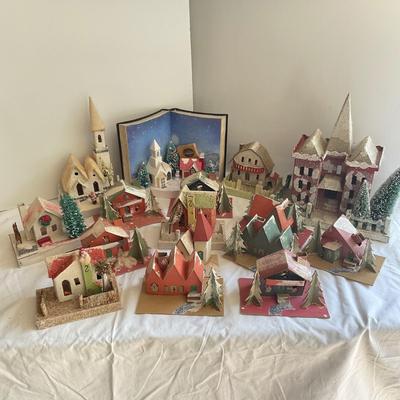 G1070 Lot of Vintage Paper Maché Houses
