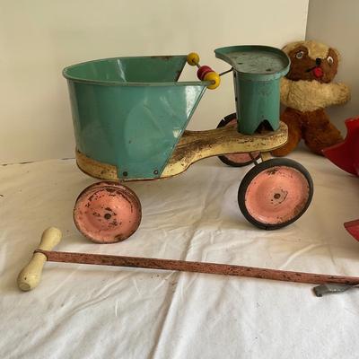 G1071 Vintage Child’s Doll Buggy with Cradle and Two Stuffed Animals