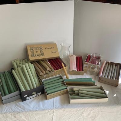 G1080 Large Lot of Williamsburg Handcrafted Candles