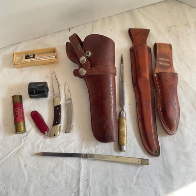 G1087 Lot of Leather Gun Holster with Knife Sheaths and Pocket Knives