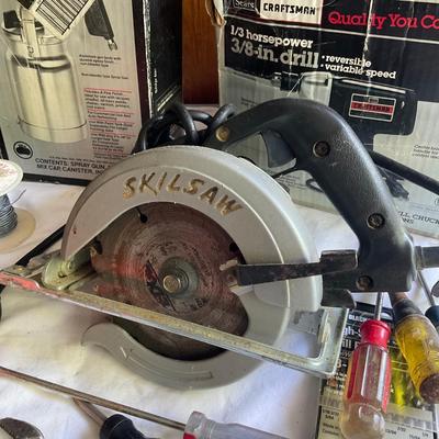 G1093 Large Lot of Black and Decker Tools and more