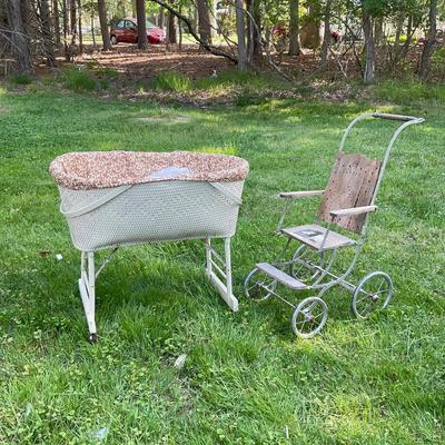 G1094 Antique Baby Stroller with Vintage Bassinet