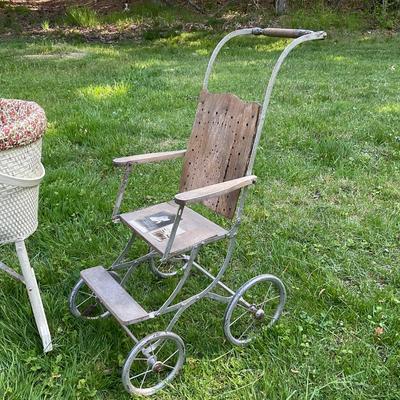 G1094 Antique Baby Stroller with Vintage Bassinet
