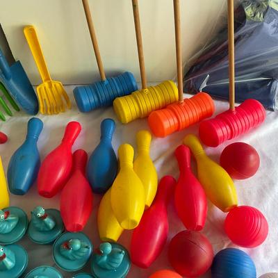 G1096 Vintage Outdoor children’s games with Floating Duck Game