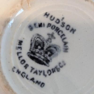 Vintage Pottery & China Pieces #21 (DR)