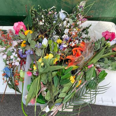 G1099 Large Selection of Silk Flowers
