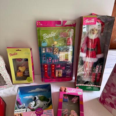 G1109 Large Lot of Barbie Collectibles