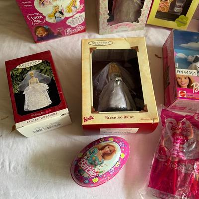 G1109 Large Lot of Barbie Collectibles