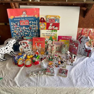 G1110 Large Lot of 101 Dalmatian Collectibles