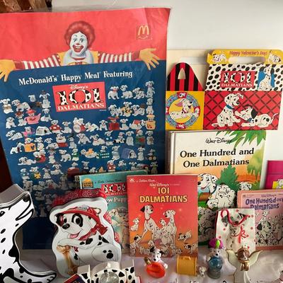 G1110 Large Lot of 101 Dalmatian Collectibles