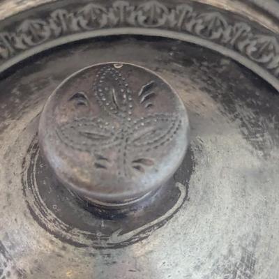 Vintage Meriden Company 1862 Sugar Bowl & Creamer Etched Designs (DR)