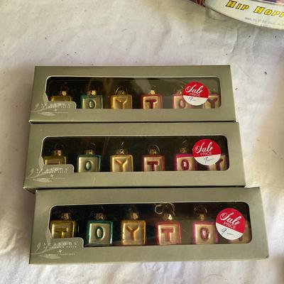 G1120 Lot of Miniature Ornaments, Micro Cars, and more