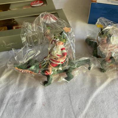G1120 Lot of Miniature Ornaments, Micro Cars, and more