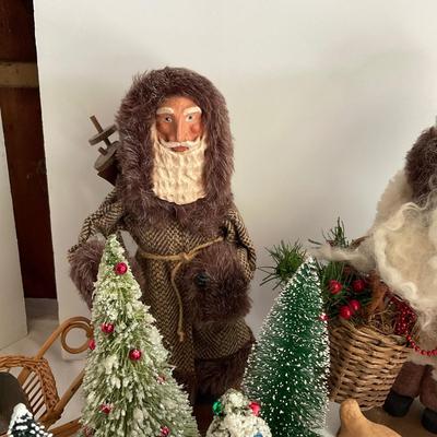 G1134 Lot of Santas, Bottle Brush Trees, Snowmen and more