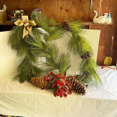 G1136 Artificial Pine Garland and swag