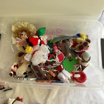 G1149 Lot of Miscellaneous Handmade Ornaments