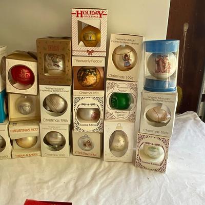 G1153 Large Lot of Vintage Berta Hummel & Schmid Christmas Balls and Gold House Ornaments