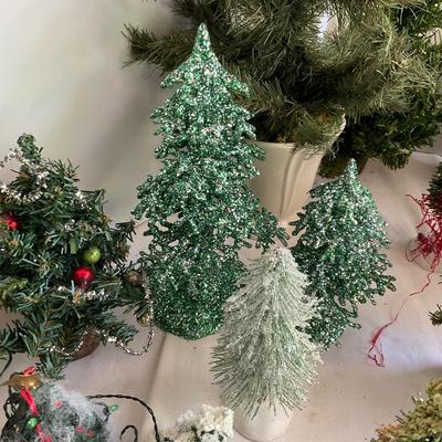 G1154 Lot of Miniature Small Bottle Brush and Artificial Trees