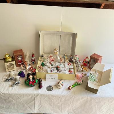 G1165 large Lot of Glass Figural Ornaments- Statue of Liberty , Owl and more