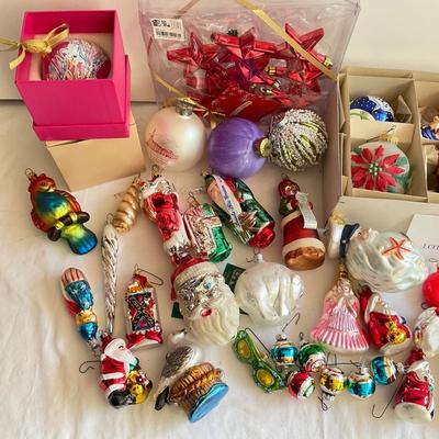G1166 Lot of Glass Figural Ornaments - Parrots, Winnie the Pooh, M&M, Santas,