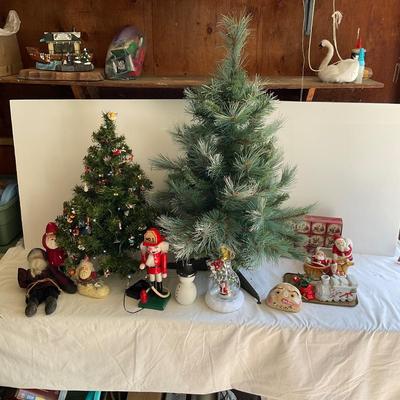 G1170 Lot of Two Trees, Santa Figures , Nutcracker and more