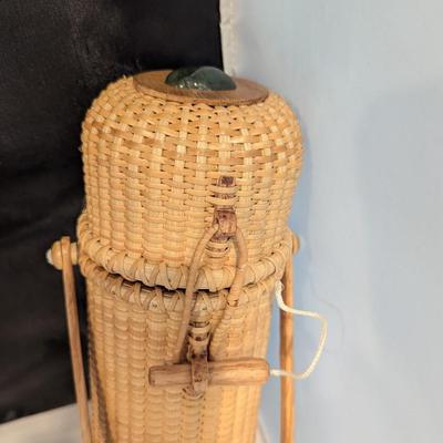 Signed Wicker Wine Caddie & Strawberry Wood Sawmill Critters Selmer Tenn. (DR)