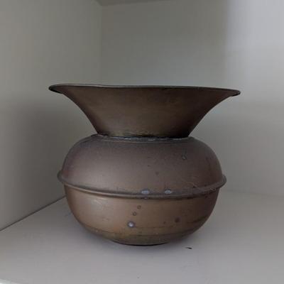 Vintage Brass Spittoon (DD)