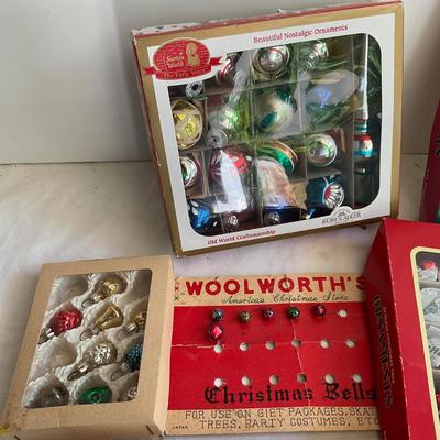 G1178 Lot of Small and Mini Glass and SHINY BRITE Ornaments