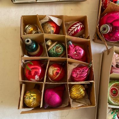 G1185 Five Boxes of Vintage SHINY BRITE Glass Ornaments