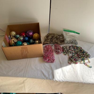 G1186 Lot of Antique Tinsel , SHINY BRITE Glass Garland and Glass Christmas Tree Bulbs