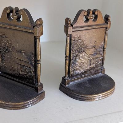 Antique Bradley & Hubbard Cast Iron Book Ends With Farm House Scene (DD)