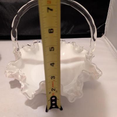 Jefferson Diamond Peg Custard Vase Fenton Basket (B)
