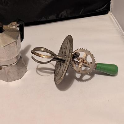 Green Handled Vintage Hand Mixer Vintage Junior Express Espresso Coffee Maker Stove Top Made In Italy (B)