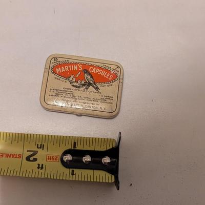 Vintage Advertising Tins Fitzgerald Seidlitz Powders Martin's Capsules Premium Crackers (B)