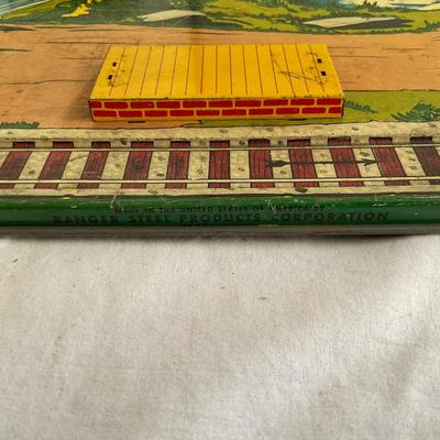 D1196 Vintage Ranger Steel Products Corp. Tin Lithograph Train Track