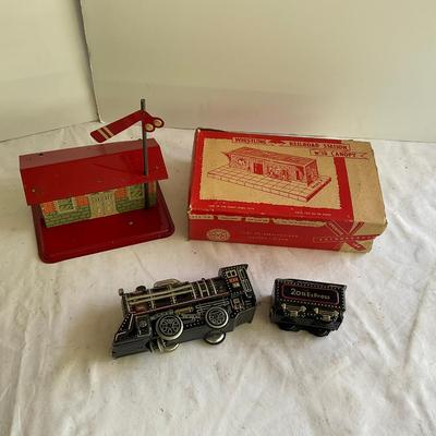 D1197 Antique Marx Whisling Railroad Station Lithograph Train House