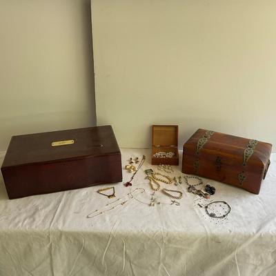 G1201 Two Vintage Jewelry Boxes With Costume Jewelry