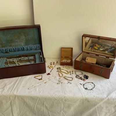 G1201 Two Vintage Jewelry Boxes With Costume Jewelry
