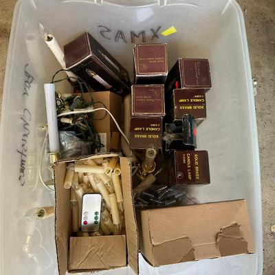 G1202 Lot Of Vintage Window Lamps & Candle Stick Lights