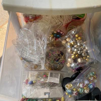 G1203 Five Drawer Craft Christmas Items