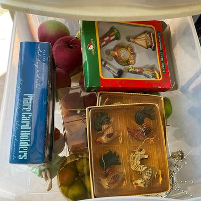 G1204 Five Drawer Craft Christmas Items