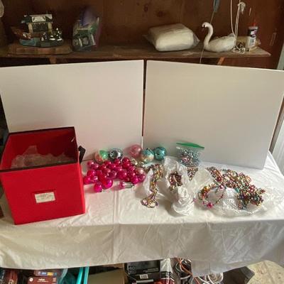 G1191 Lot of Vintage Glass SHINY BRITE Ornaments and Garland