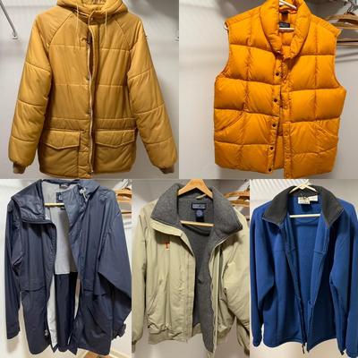 Lands’ Ends Coats and Jackets and More Size M (PB-BM)