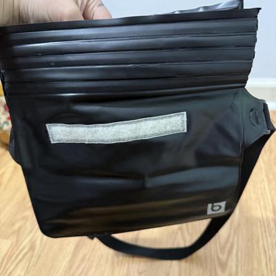 Travel Essentials (PB-BM)