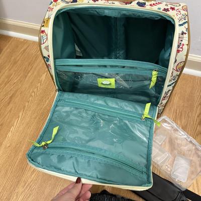 Travel Essentials (PB-BM)