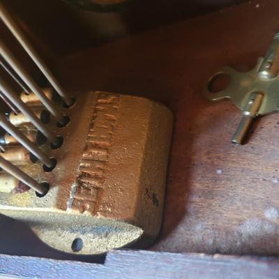 Seth Thomas Mantel Clock (DR-KD)